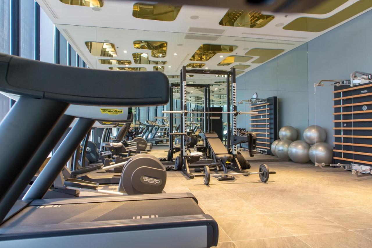 Swissotel SJJ Extérieur photo The gym at the 100 Queen's Gate